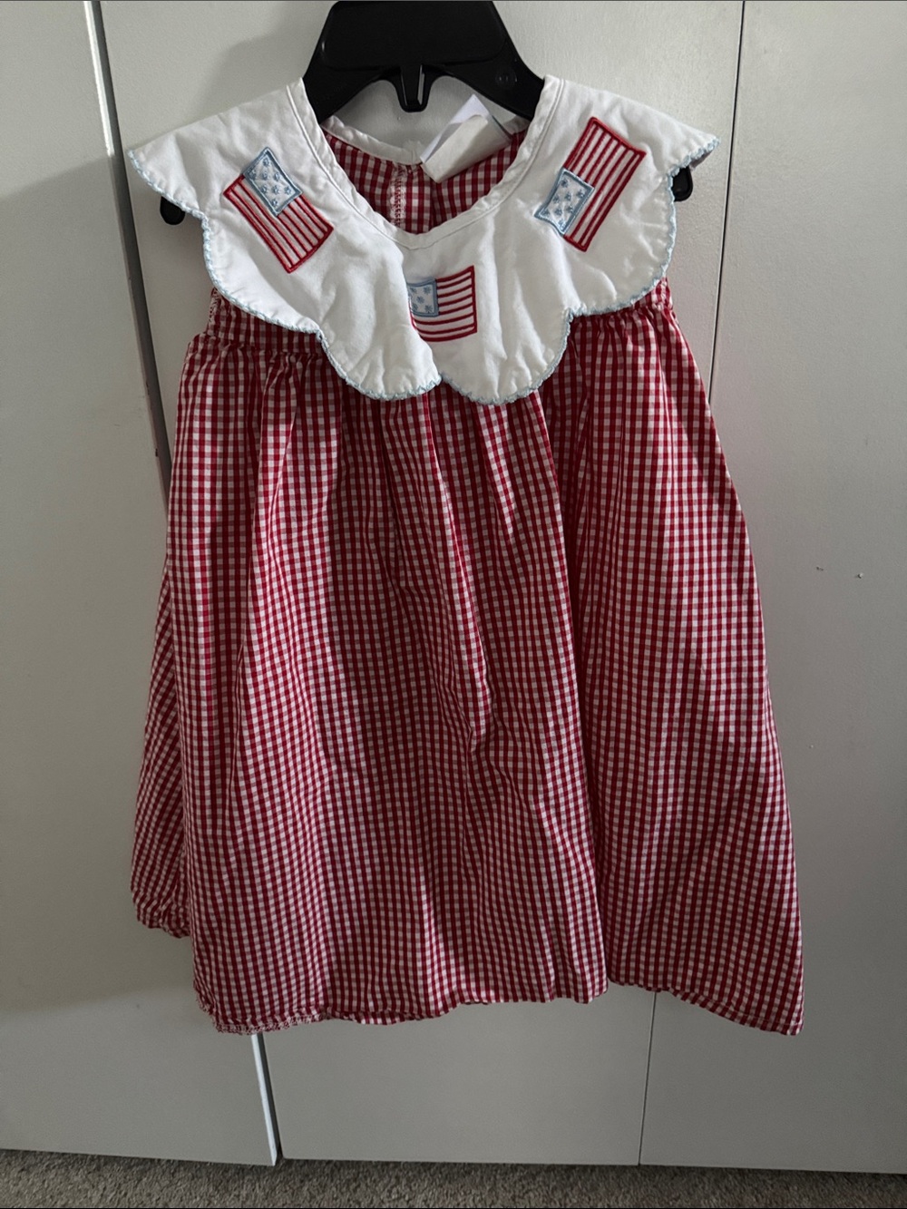 Stitchy fish Americana dress size 3T